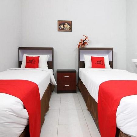เรดดอร์ซ พลัส แอต โฮเทล สตาร์ 88 Hotel Tugu ภายนอก รูปภาพ