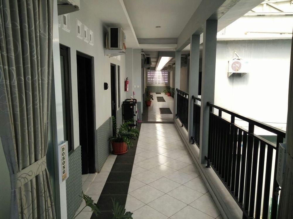 เรดดอร์ซ พลัส แอต โฮเทล สตาร์ 88 Hotel Tugu ภายนอก รูปภาพ
