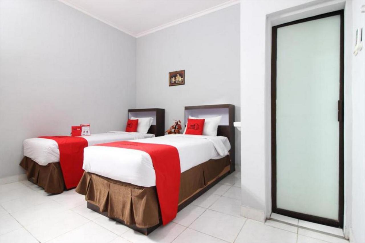 เรดดอร์ซ พลัส แอต โฮเทล สตาร์ 88 Hotel Tugu ภายนอก รูปภาพ