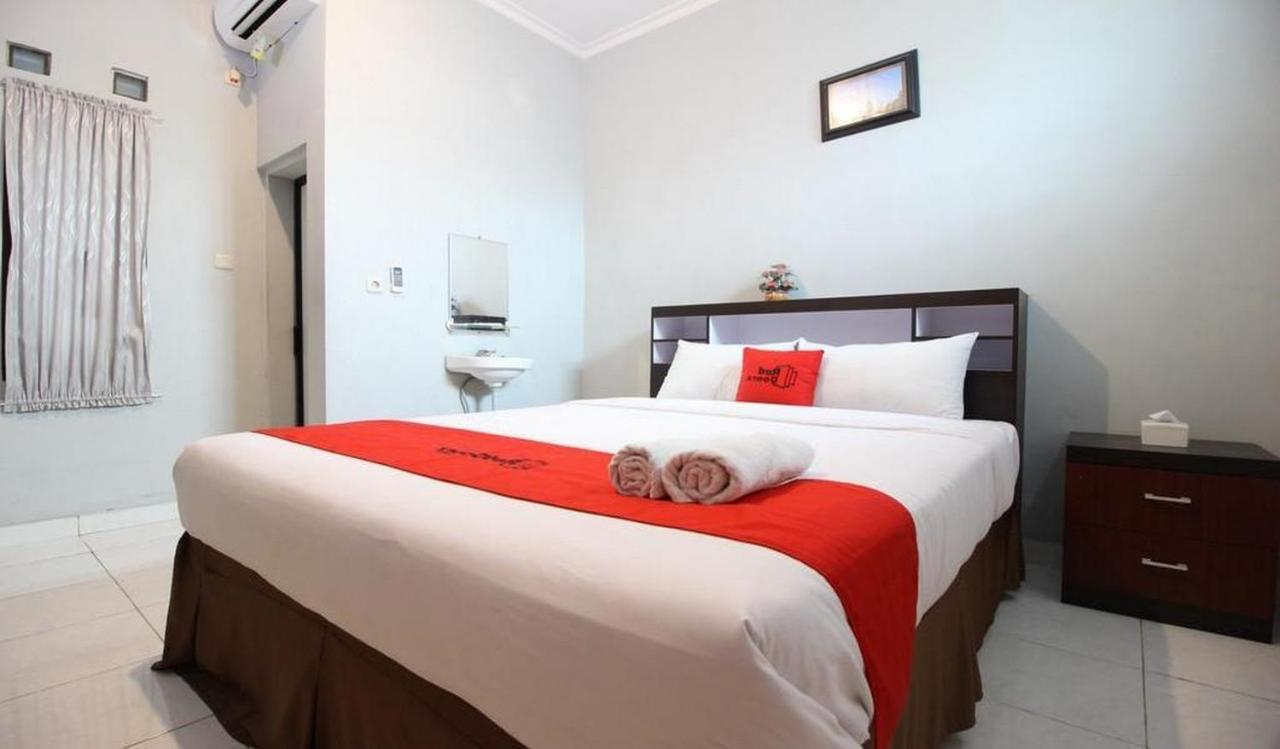 เรดดอร์ซ พลัส แอต โฮเทล สตาร์ 88 Hotel Tugu ภายนอก รูปภาพ