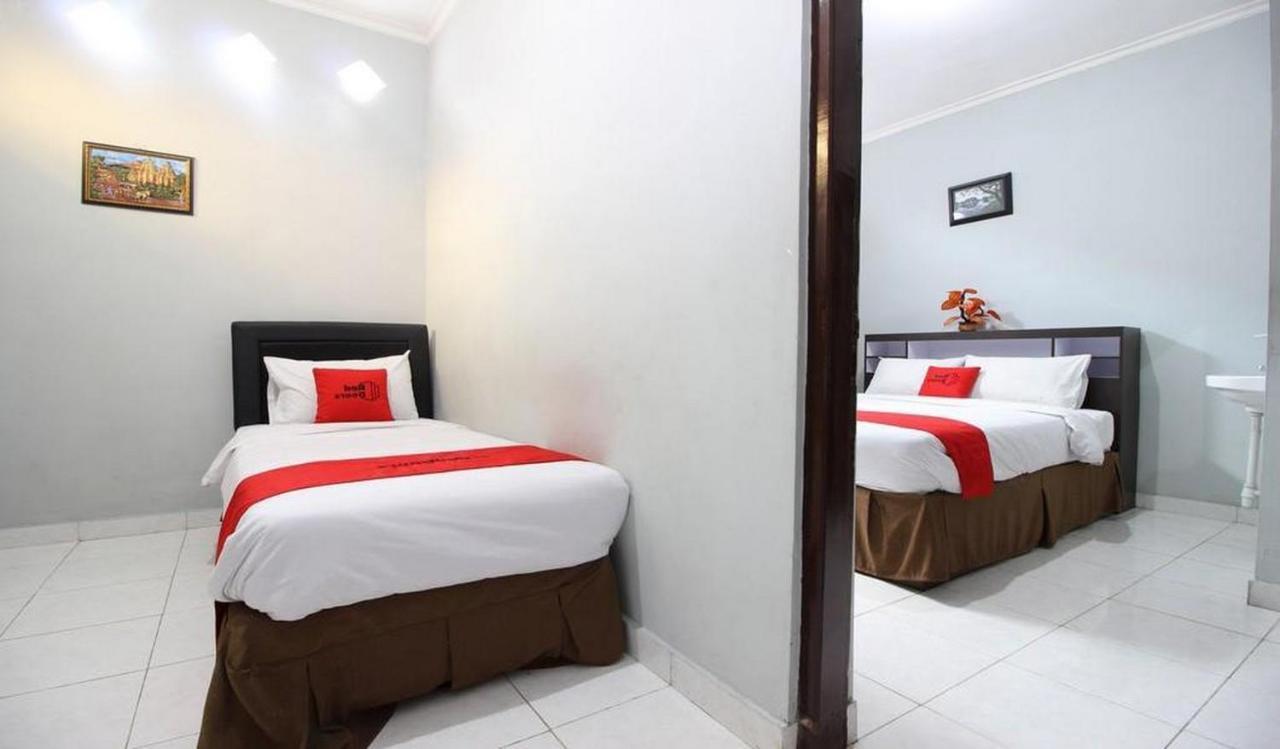 เรดดอร์ซ พลัส แอต โฮเทล สตาร์ 88 Hotel Tugu ภายนอก รูปภาพ